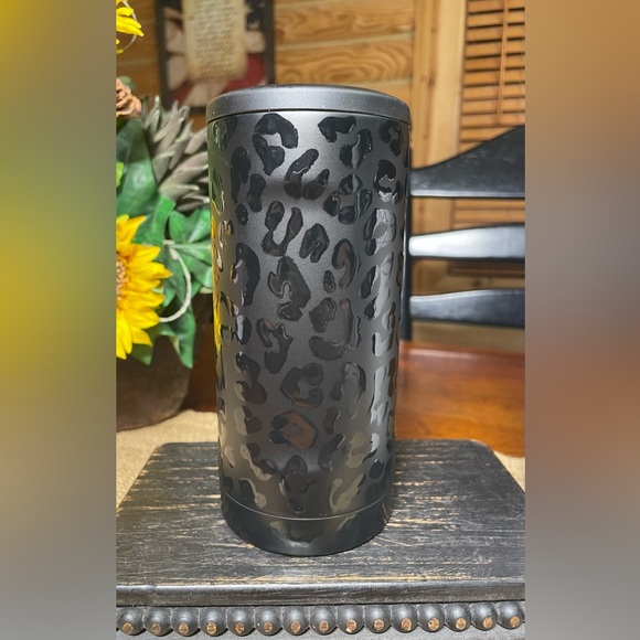 BRUMATE HOPSULATOR SLIM Onyx Black 12oz Slim Can Coozie - Picture 2 of 10